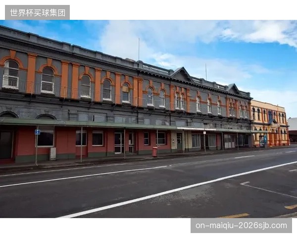 新西兰在大洋洲赛区攻击力超群,但进攻手段相对单一,过于依赖伍德的个人能力解决问题。 新西兰在大洋洲赛区攻击力超群,但进攻手段相对单一,过于依赖伍德的个人能力解决问题。